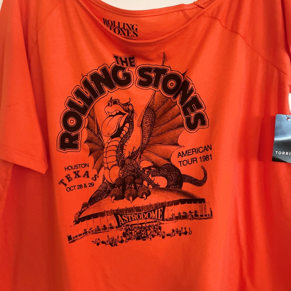 Torrid “Rolling Stones” Off the Shoulder Tour T-Shirt - Sizes 2 & 3 - Picture 5 of 15